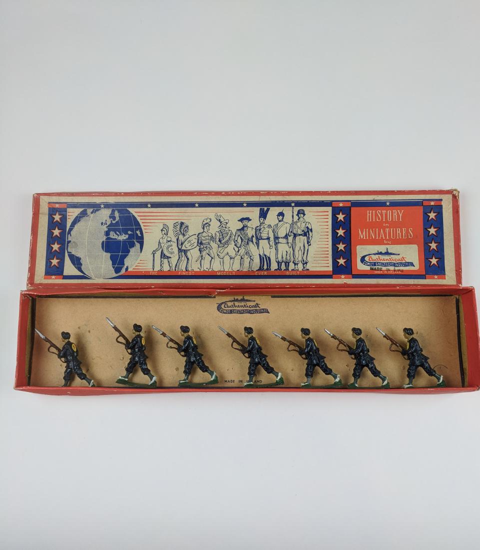Authenticast 55 Boxers 1900: 7 Pieces Condition Very Good Box Good