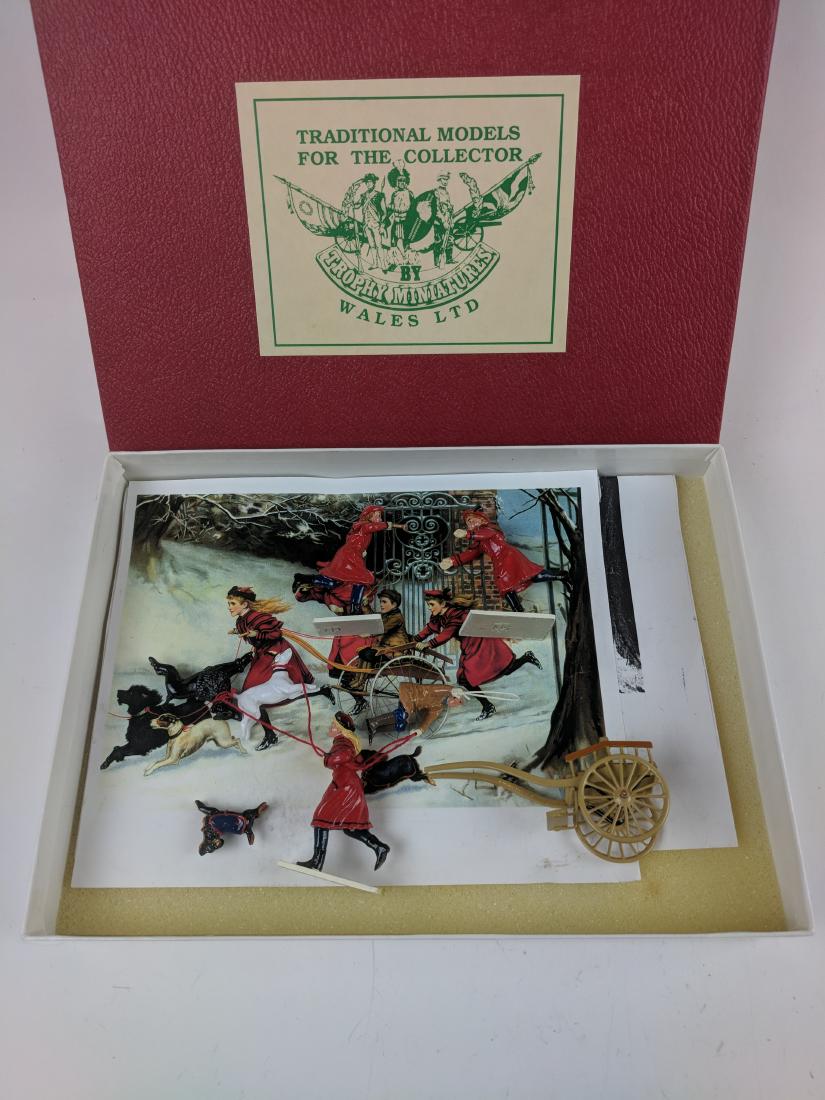 Trophy XM13 a Willing Team: 8 Pieces Condition Excellent Box Excellent
