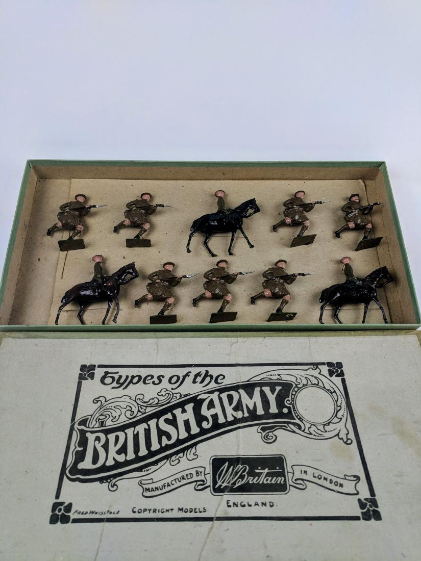 Britains Set 738A British Cavalry & Highlanders: 10 Pieces Condition Very Good (1 Broken Gun Tip) Box Good