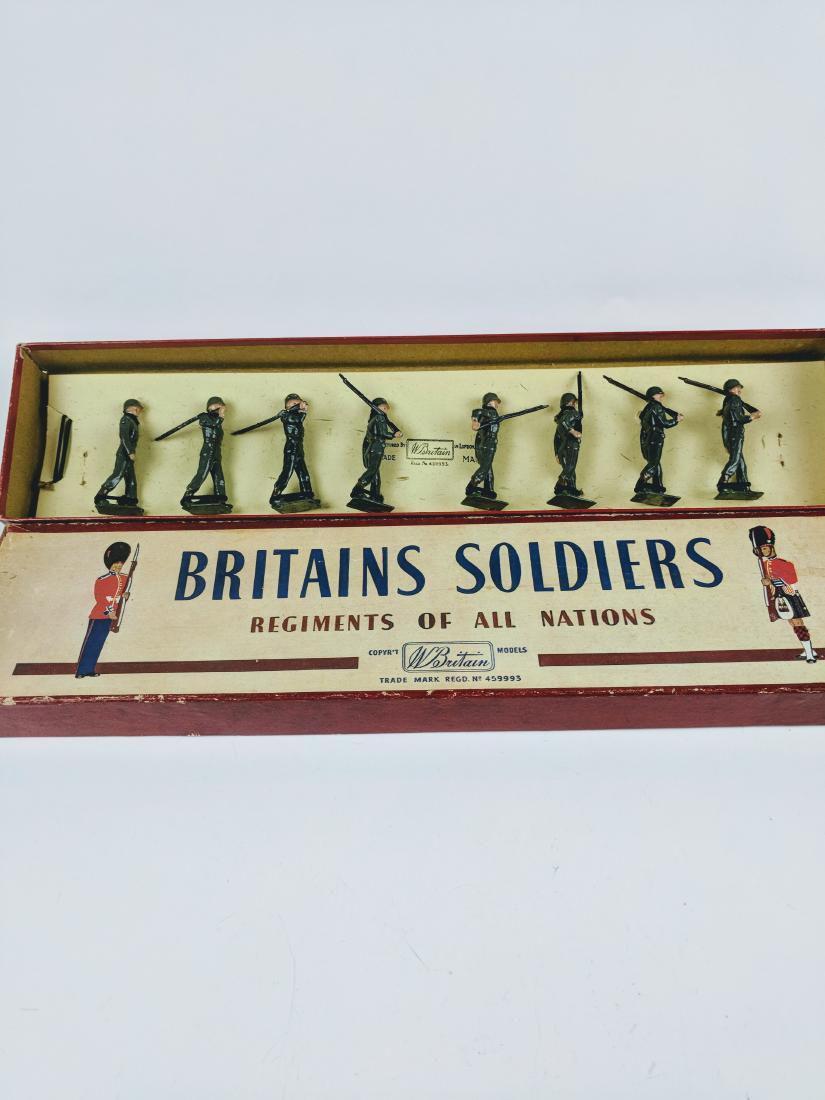 Britains Set 2033 US Infantry (1 of 1)