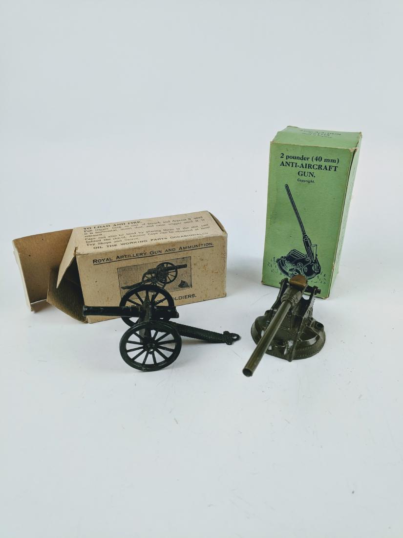 Britains Set 1263 & 1715 Guns: 2 Pieces Condition Very Good Boxes Good