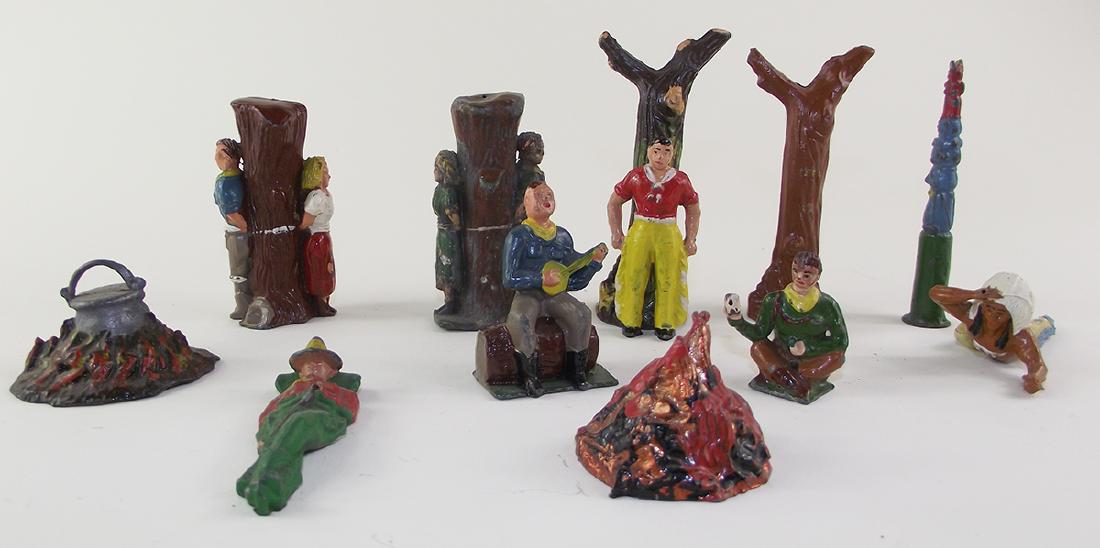 Crescent & Timpo Cowboys Playing Cards and Hostage (1 of 1)