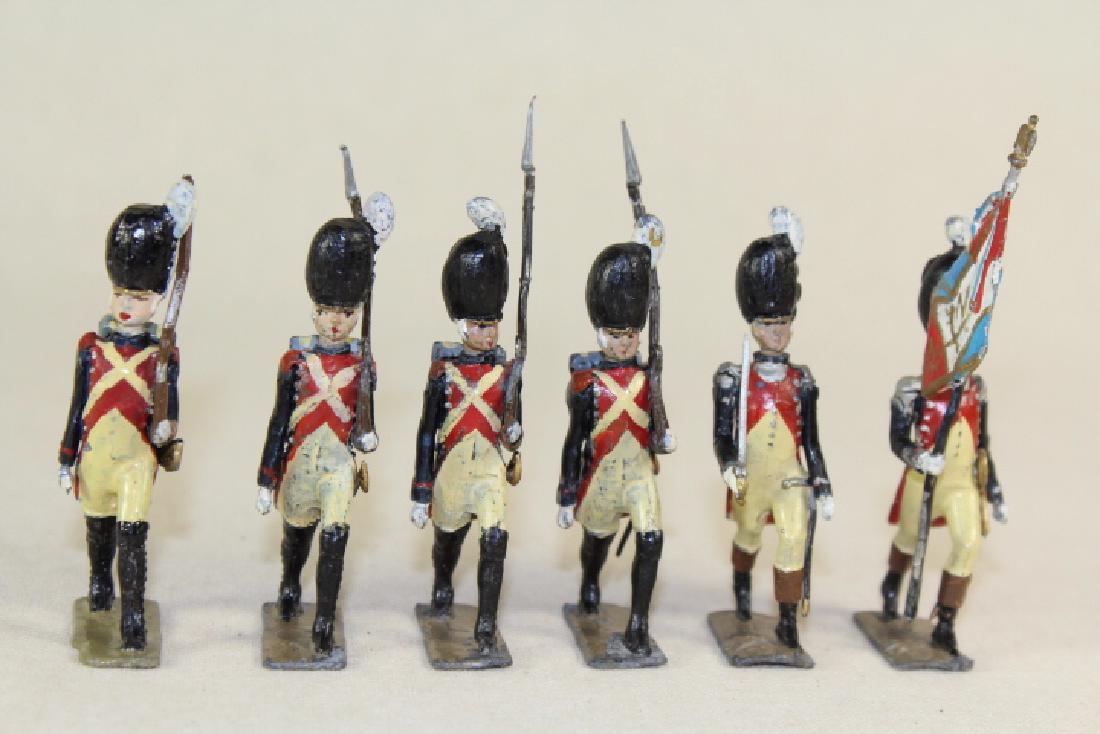 Lucotte 1st Carabiniers: Infantry With Standard Bearer And Officer Very Good Condition 6 Pieces