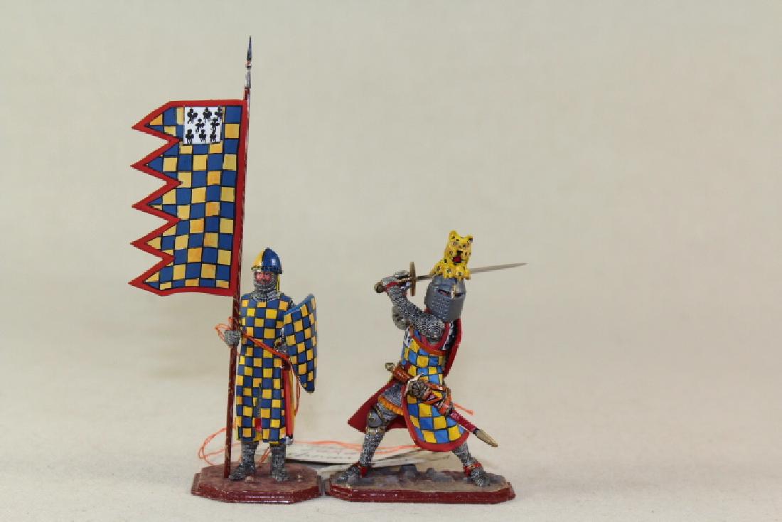 Aero Art St Petersburg #378 & #379 Earl of Reshmon: Banner Bearer and Knight Near Mint Condition And Near Mint Box 2 Pieces
