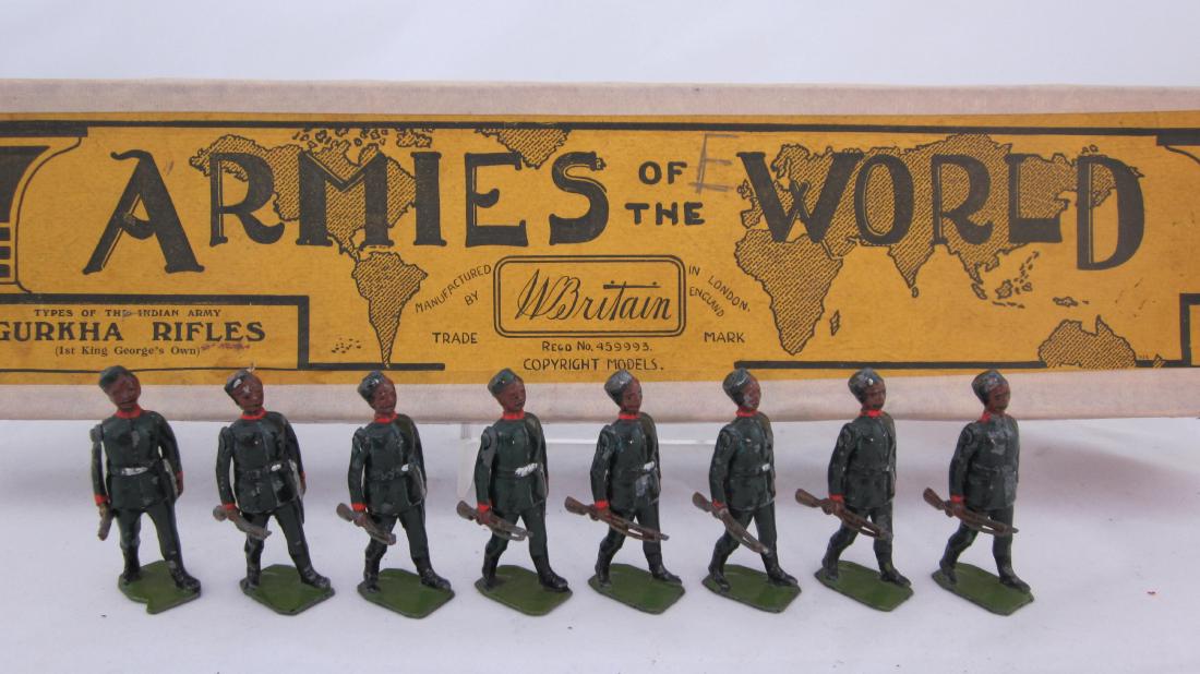 Britains Set #197 Gurkhas Marching At Trail. (1 of 1)