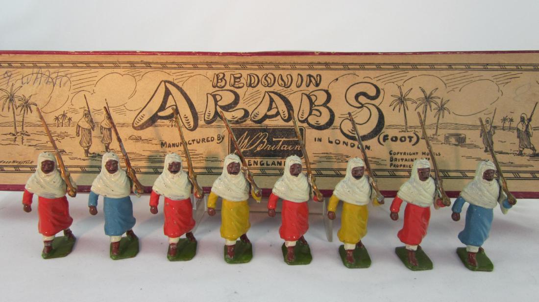 Britains Set #187 Arabs Marching With Muskets. (1 of 1)