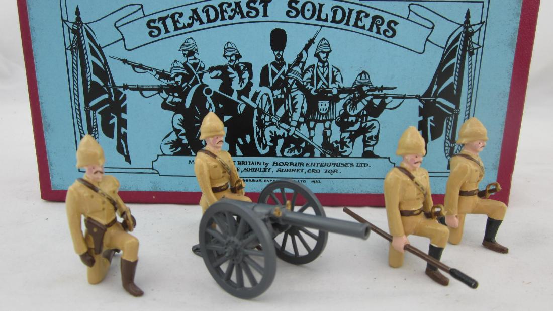 Steadfast Sets #47 & 48 Screw Gun & Crew.: Screw Gun with 4 crew. 5 pieces. Condition excellent in 2 excellent boxes.