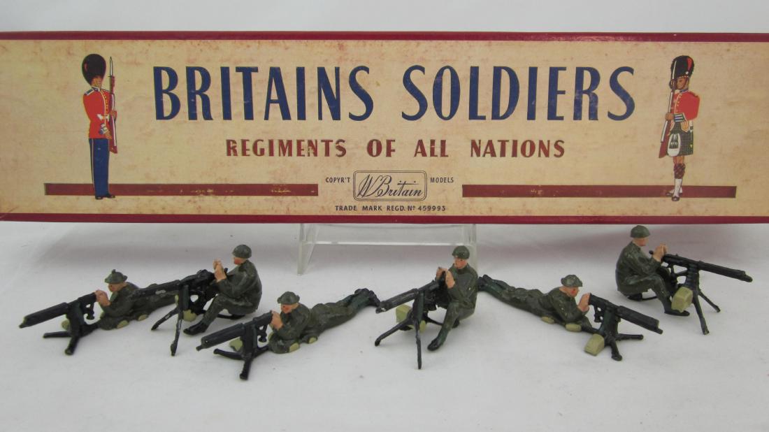 Britains Set #1318 British Machine Gunners. (1 of 1)