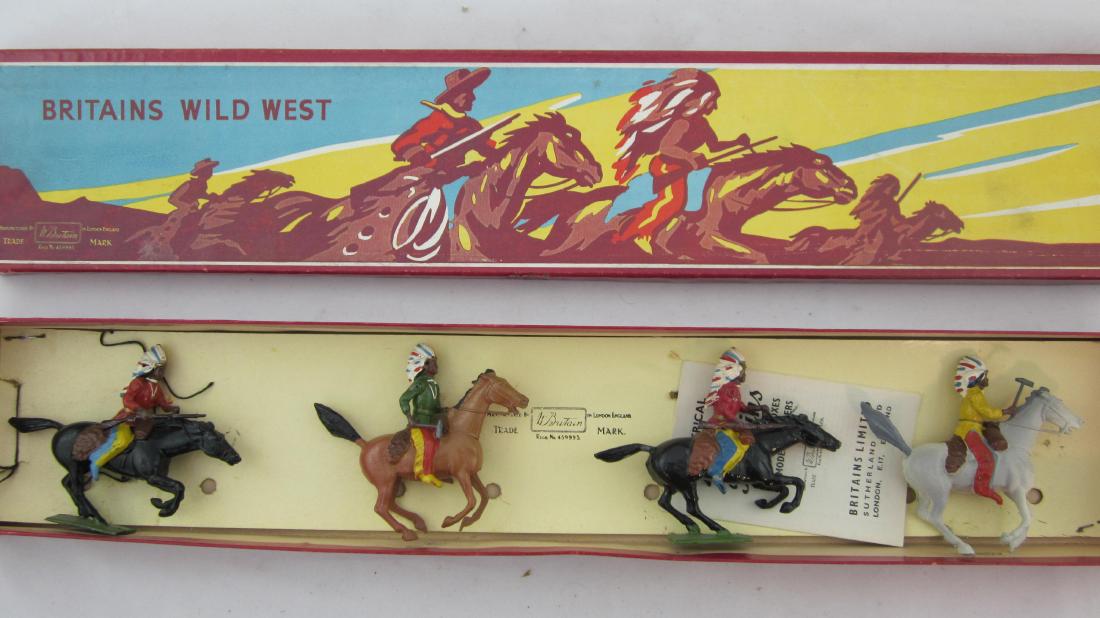 Britains Set #152 American Indians Mounted. (1 of 1)