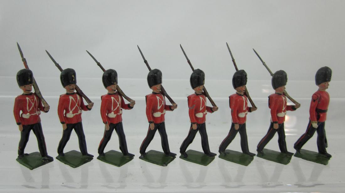 Britains Set #7 Royal Fusiliers, Full Trousers. (1 of 1)