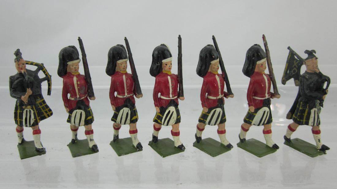Britains Set #77 Gordon Highlanders Postwar. (1 of 1)