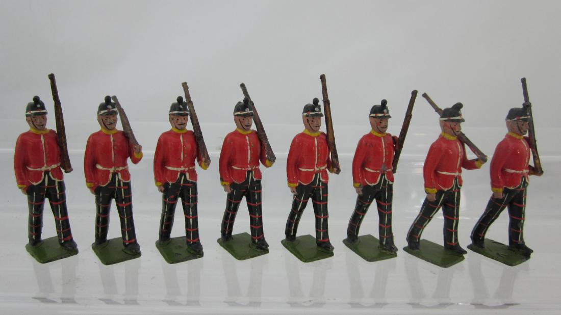 Britains Set#213 Prewar Highland Light Infantry. (1 of 1)