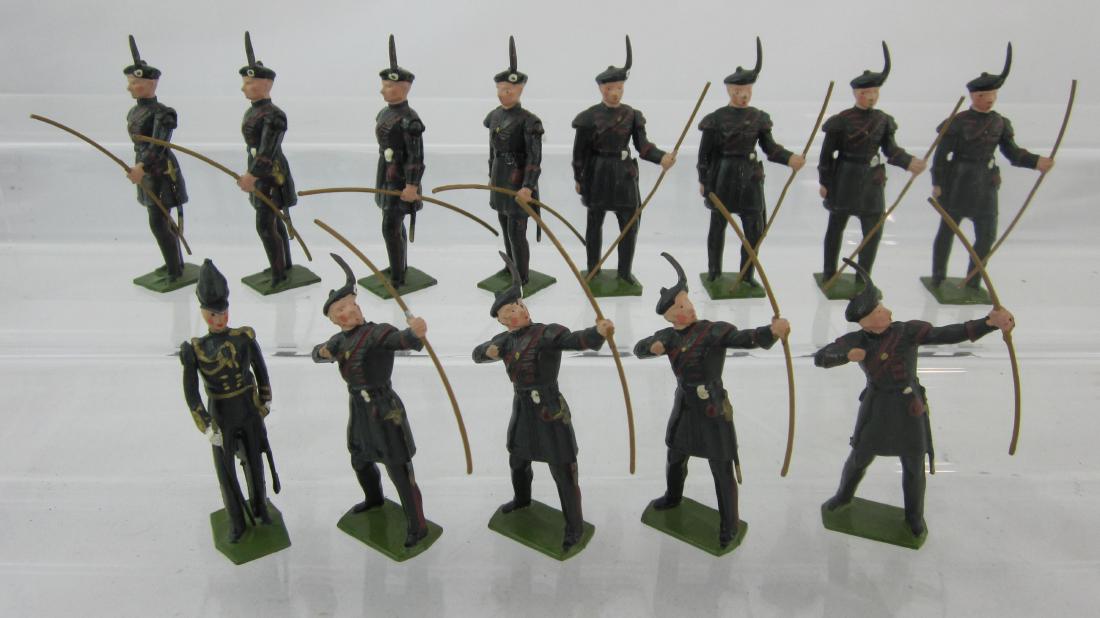 Britains Set #2079 Royal Archers With Officer. (1 of 1)