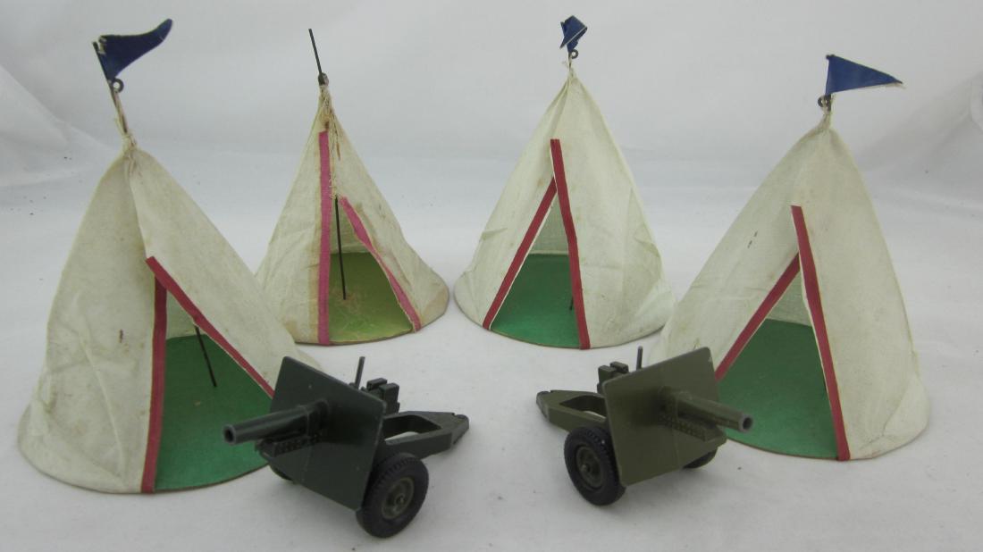 Britains Encampment Assortment. (1 of 1)