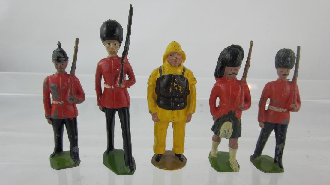 Britains Large Scale Assorted Infantry. (1 of 1)