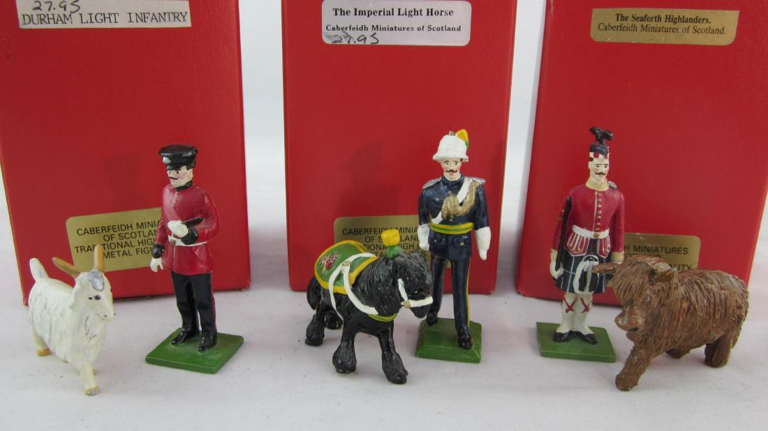 Caberfeidh Officer With Mascots Grouping. (1 of 1)