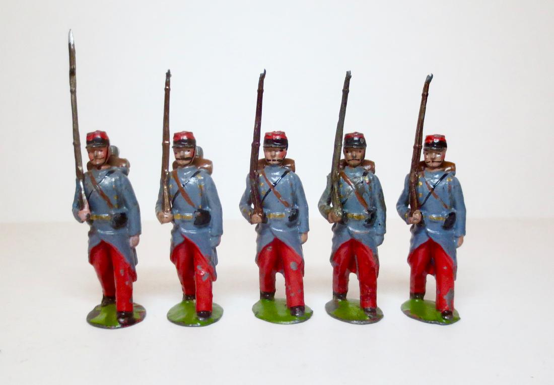 Britains RARE PARIS OFFICE Infanterie de Ligne (1 of 1)