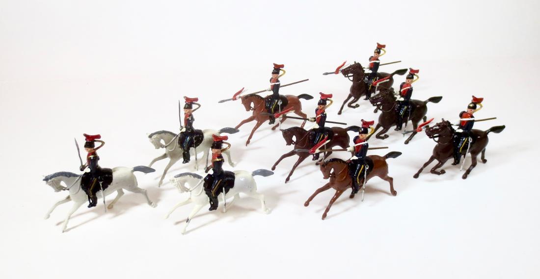 Britains From #2076 12th Royal Lancers: 9 pieces. Excellent condition. Post war. Unboxed.