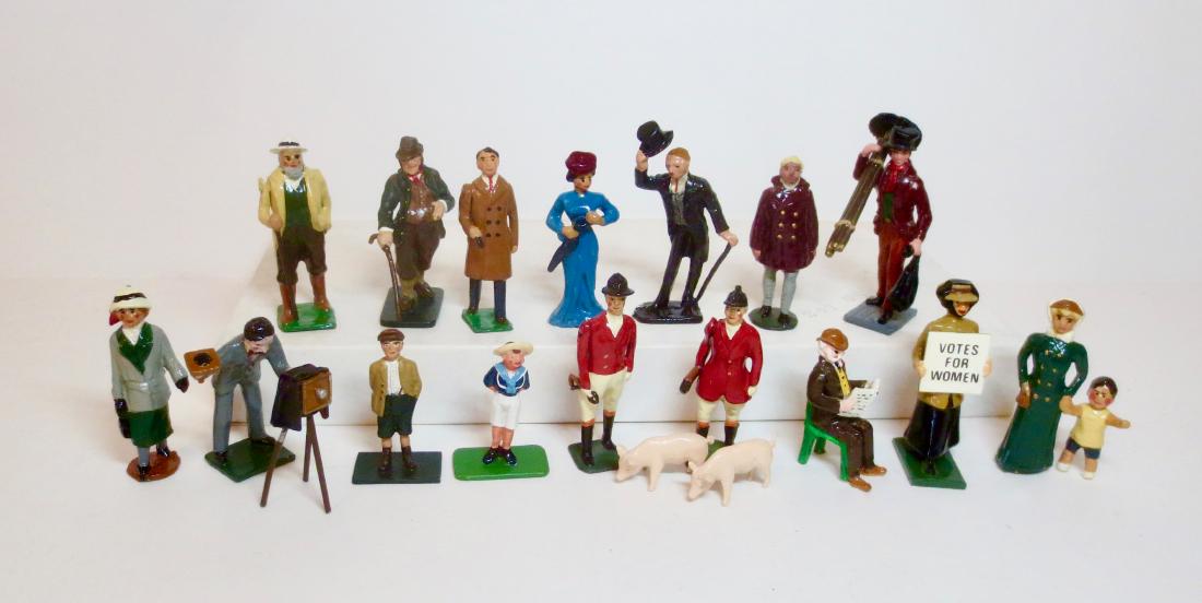 New Makers Civilian Figures Assortment (1 of 1)