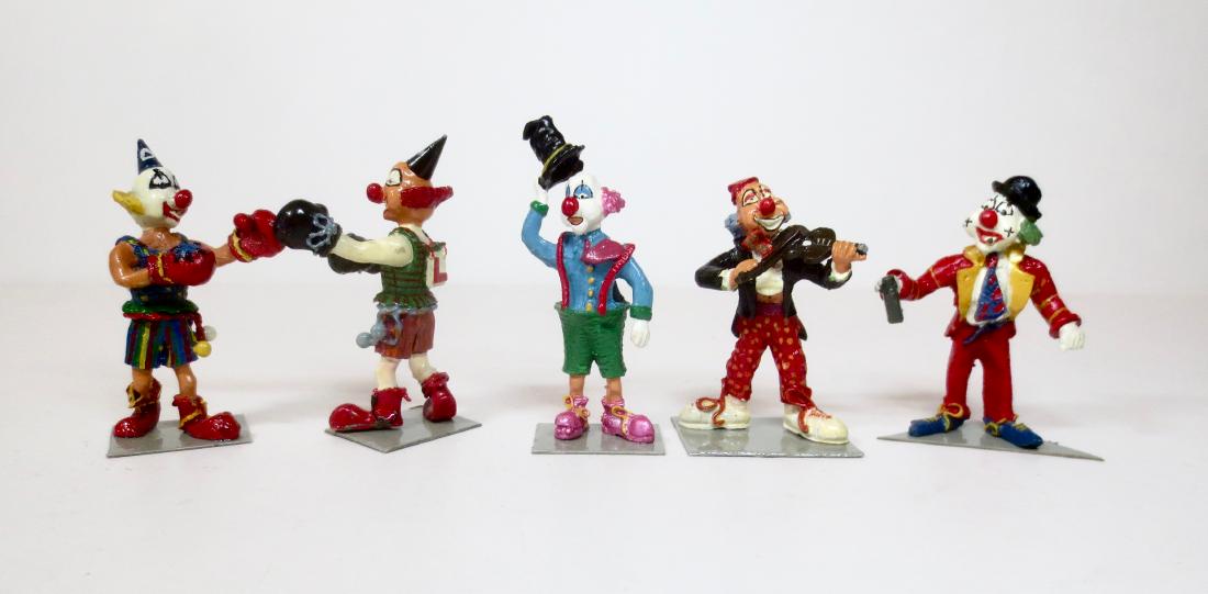 Unidentified Maker 60 mm Circus Clown Assortment (1 of 1)