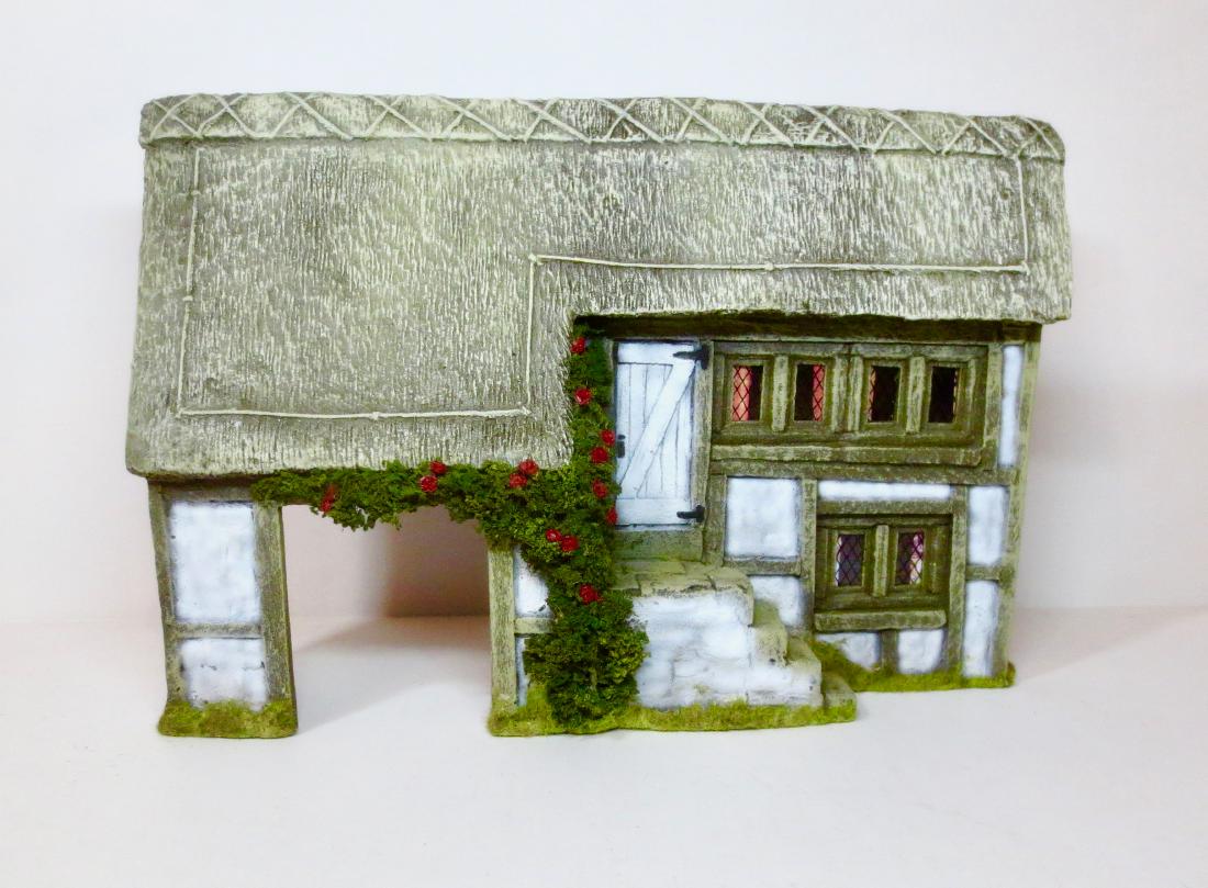 JG Miniatures Farm Cottage Façade (1 of 1)
