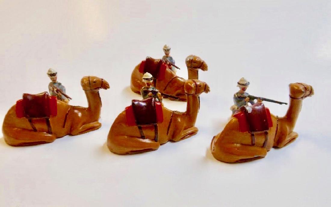 British Bulldog Sudan Camel Corps: 8 pieces. Excellent condition. Post war. Unboxed.