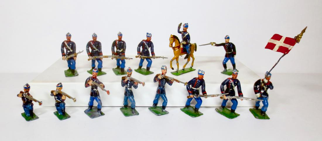 Heyde Danish Army with Mounted Officer (1 of 1)