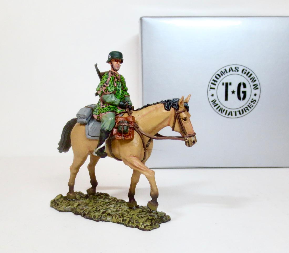 Thomas Gunn SS011A Cavalry Soldier: 1 piece. Excellent condition. Box excellent.