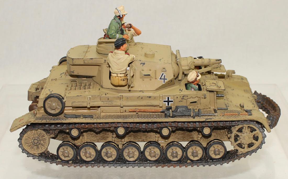 King & Country #AK040 Panzer IV Desert Tank (1 of 3)