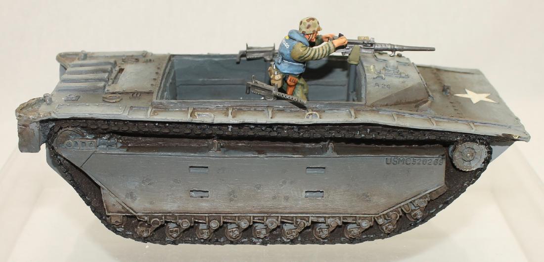 King & Country #IWJ07 Amphibious Vehicle (1 of 4)