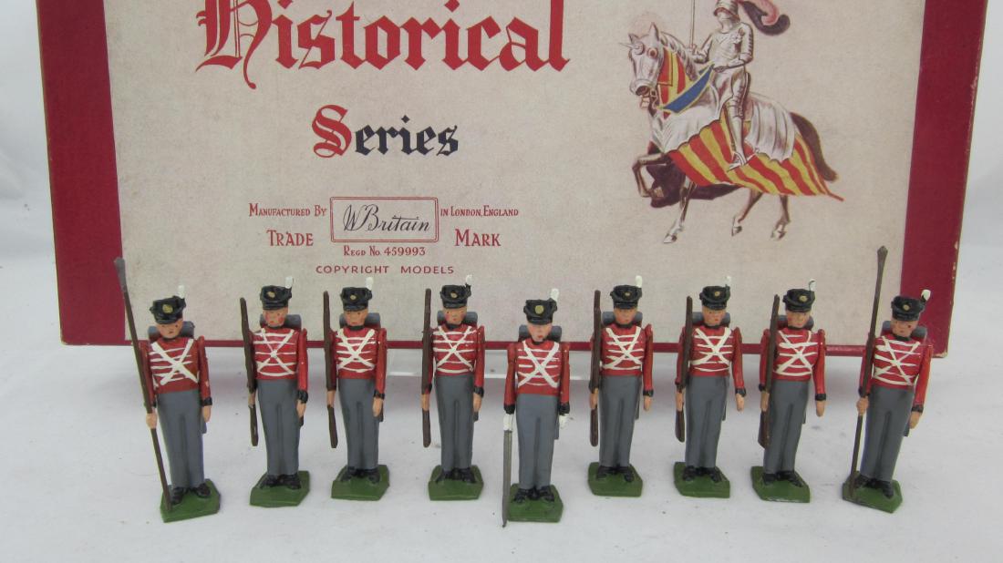 Britains Set #1518 Waterloo Line Infantry. (1 of 1)