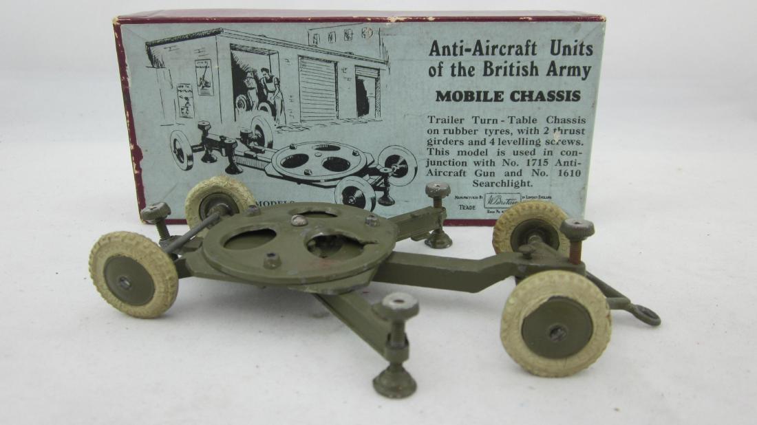 Britains Set #1716 Mobile Chassis. (1 of 1)