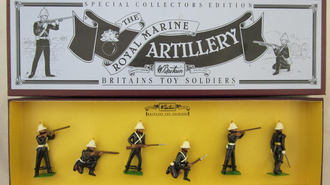Britains Set #8826 Royal Marine Artillery. (1 of 1)