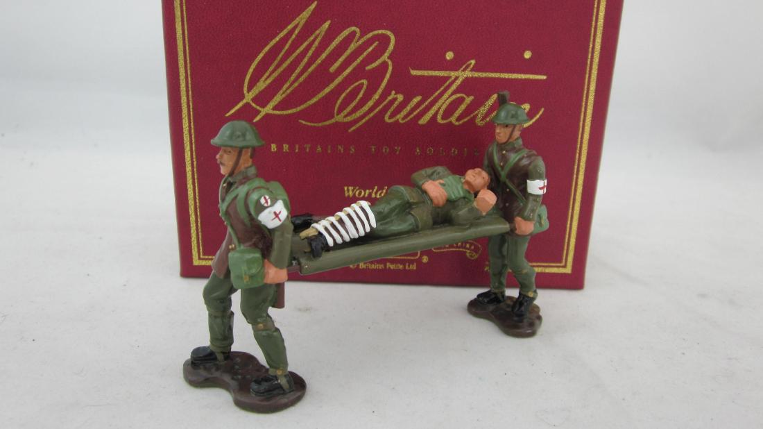 Britains Set #00160 WWI Stretcher Bearer Set. (1 of 1)