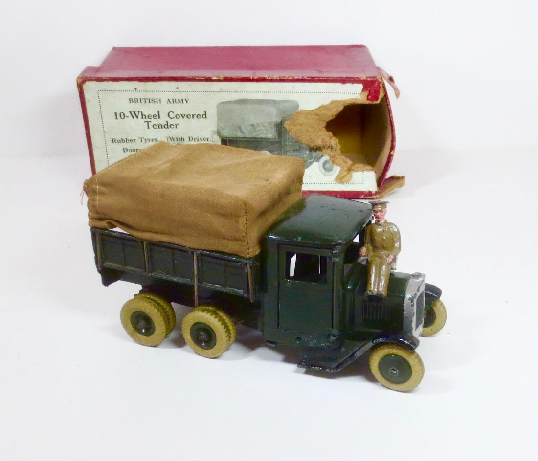 Britains #1432 10-Wheel Covered Tender (1 of 1)