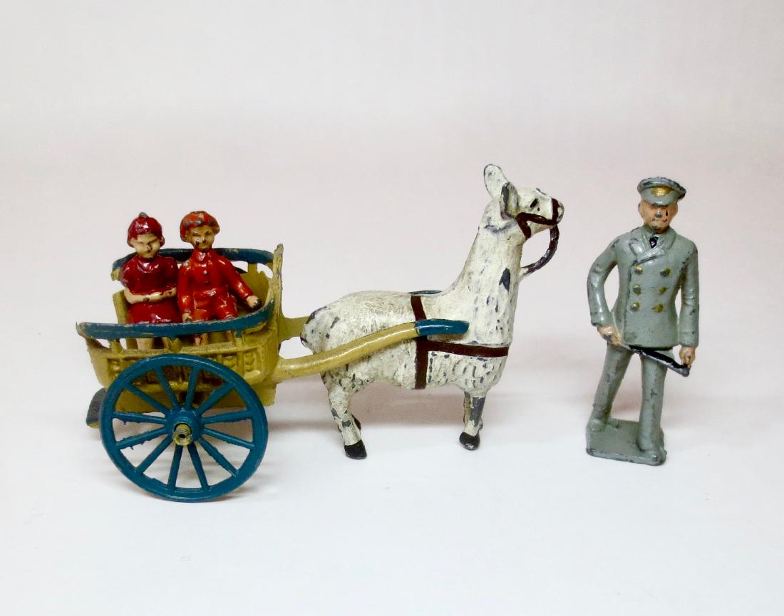 Taylor Barrett Llama Cart & Cherilea Zoo Keeper (1 of 1)