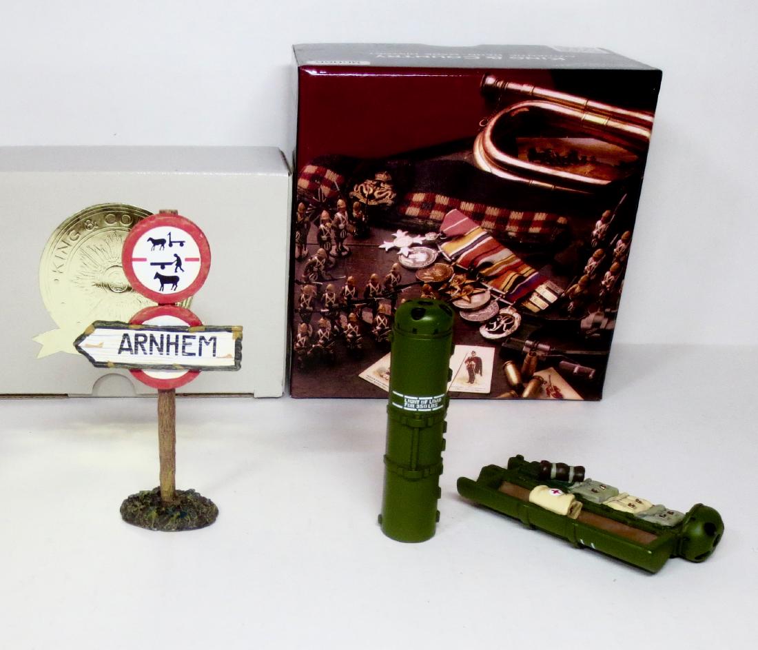 King & Country #MG066 & #MG067 (1 of 1)