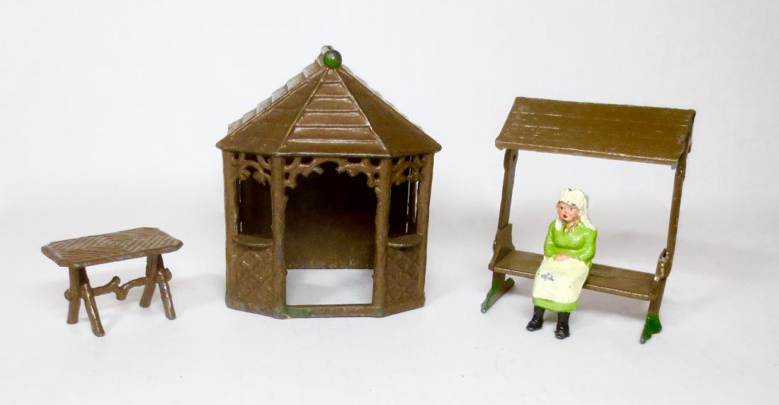 Johillco RARE Pre War Summer House & More (1 of 1)