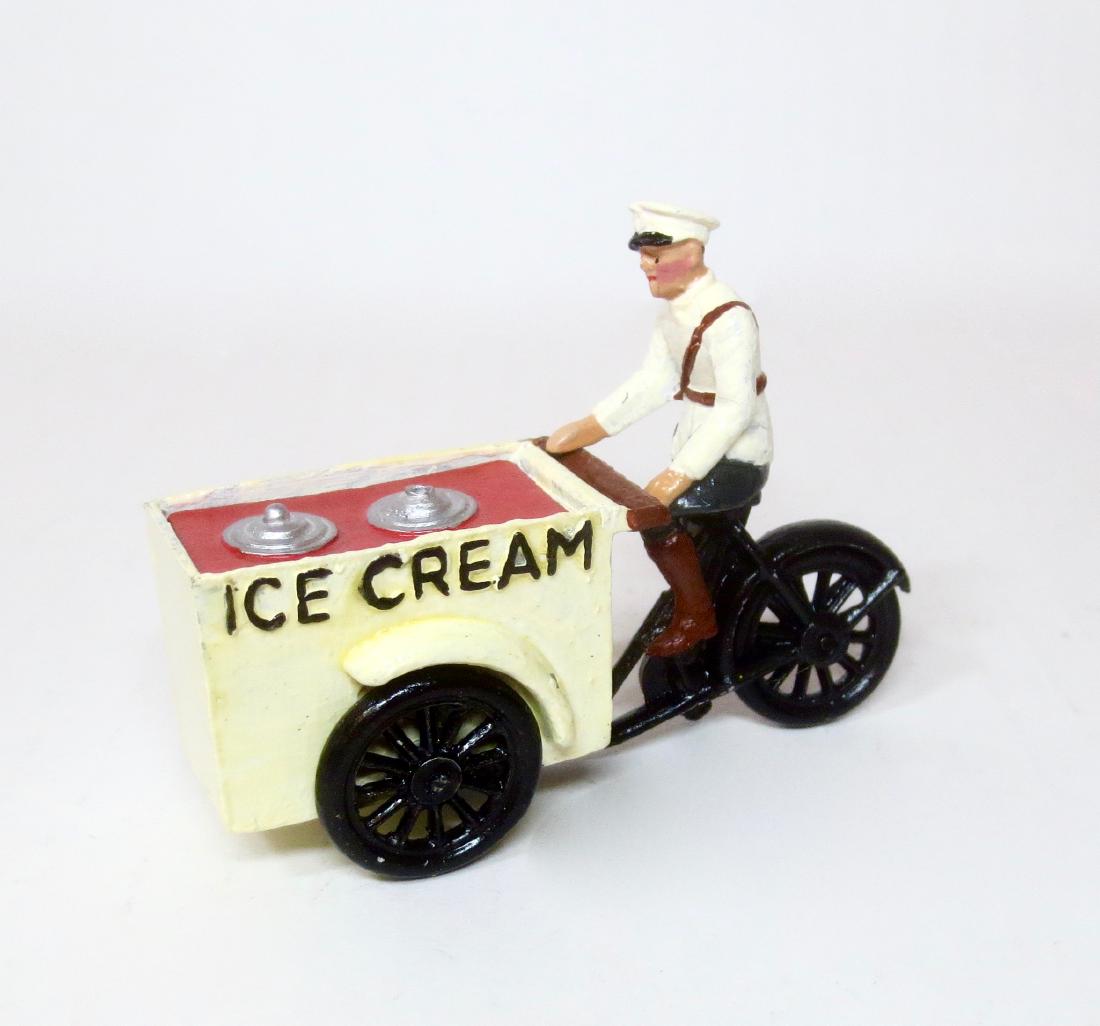 Morestone Ice Cream Man on Bicycle: Morestone Ice Cream Man on Bicycle. 2 pieces. Excellent condition. Unboxed.