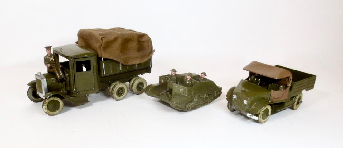 Britains Army Lorrys, and Bren Gun Carrier: Britains #1432 Army Covered 10 Wheel Lorry (1936 version), and Beetle Lorry #1877 (circa 1940), and Bren Gun Carrier with Crew #1876. Good condition (10 Wheel Lorry and Bren Gun have some paint loss, 