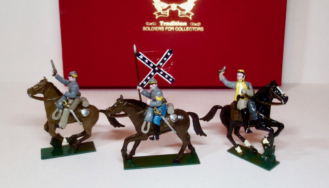 Tradition #917 Confederate Cavalry: Tradition Confederate Cavalry with Colors. 3 pieces. Excellent to good condition (one pistol tip broken, included for repair).
