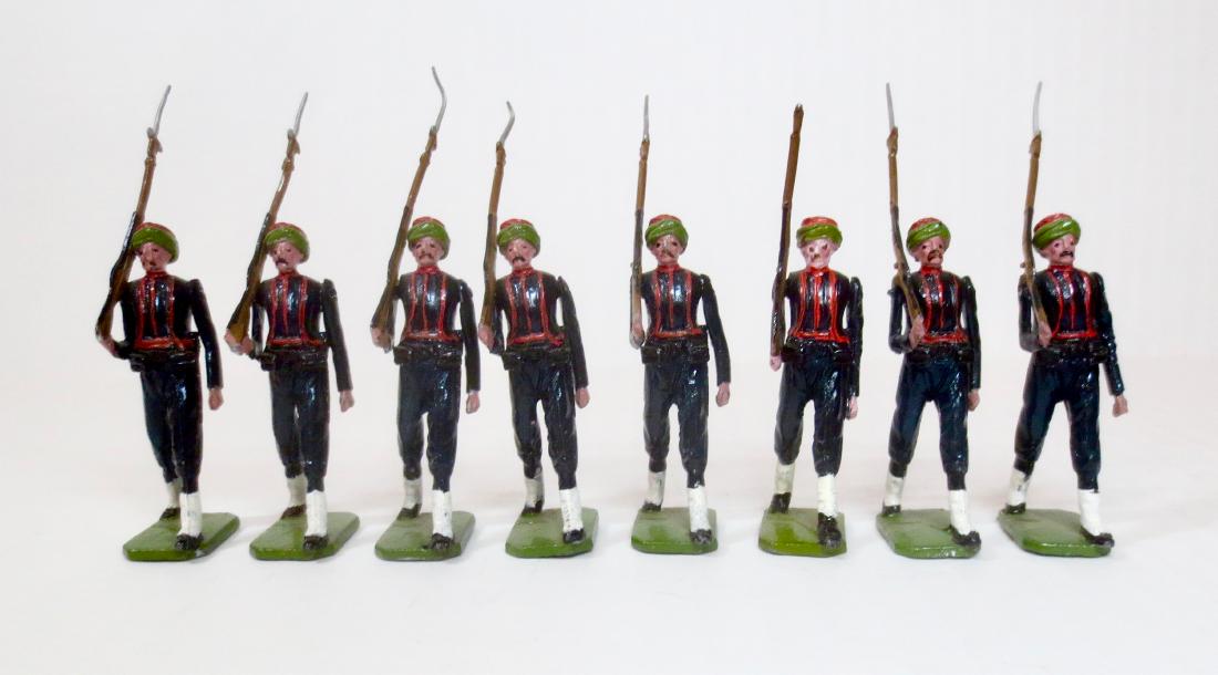 Tunstill's Soldiers Regimental Zouaves: 8 pieces. Excellent to very good condition (1 missing bayonet). Unboxed.