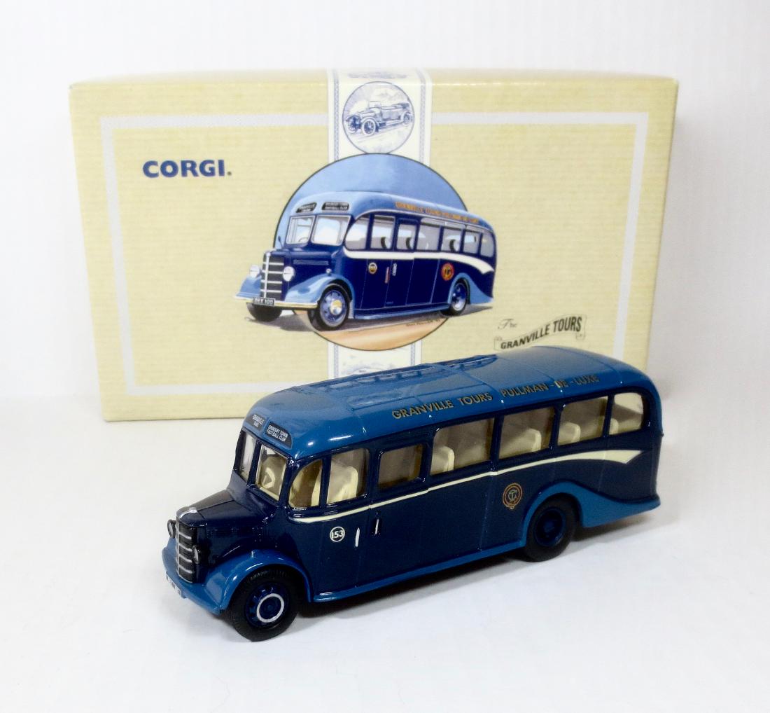 Corgi #97108 The Granville Tours Bedford OB Bus (1 of 1)