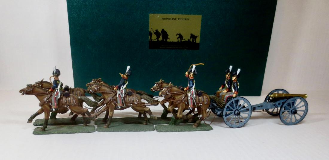 Frontline #R.H.A.3. British Horse Artillery: British Horse Artillery at the Gallop. 11 pieces. Good condition (with some paint loss). Box very good. Comes pre-assembled.