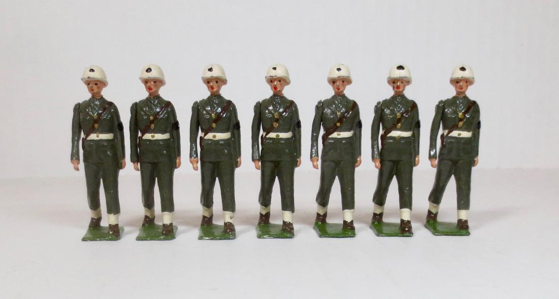 Britains #2021 "Snowdrops" Military Police: Post war. 7 pieces. Excellent condition. Unboxed.