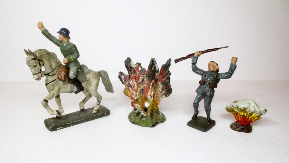 Lineol German infantry Officer and Bomb Blasts (1 of 1)