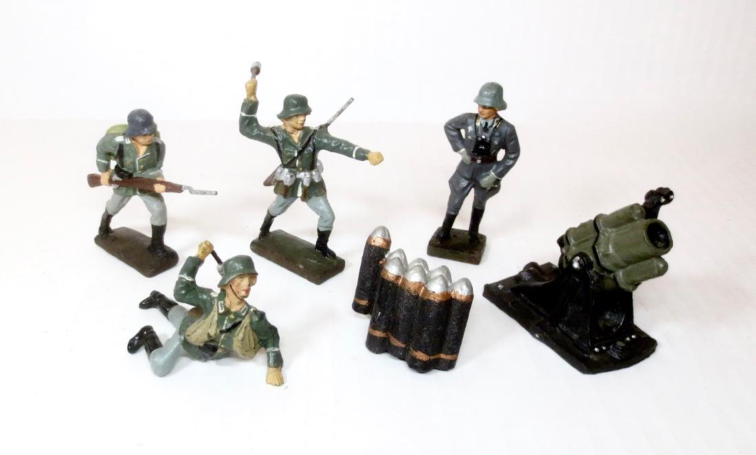 Lineol Composition German Troops with Mortar (1 of 1)