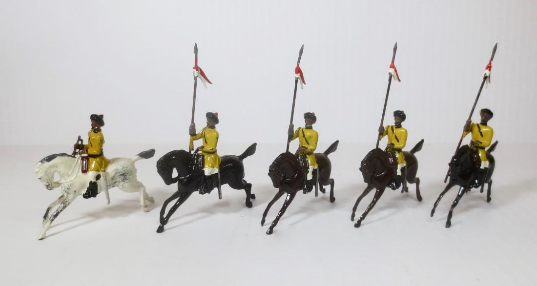 Britains #47 Skinners Horse: Post war. 5 pieces. Excellent condition. Unboxed.