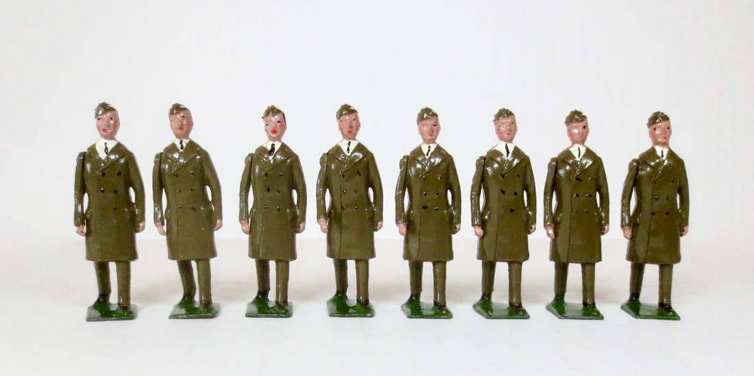 Britains #331 U.S. Aviators: United States Aviators in Long Overcoats. Pre war. 8 pieces. Excellent condition. Unboxed.