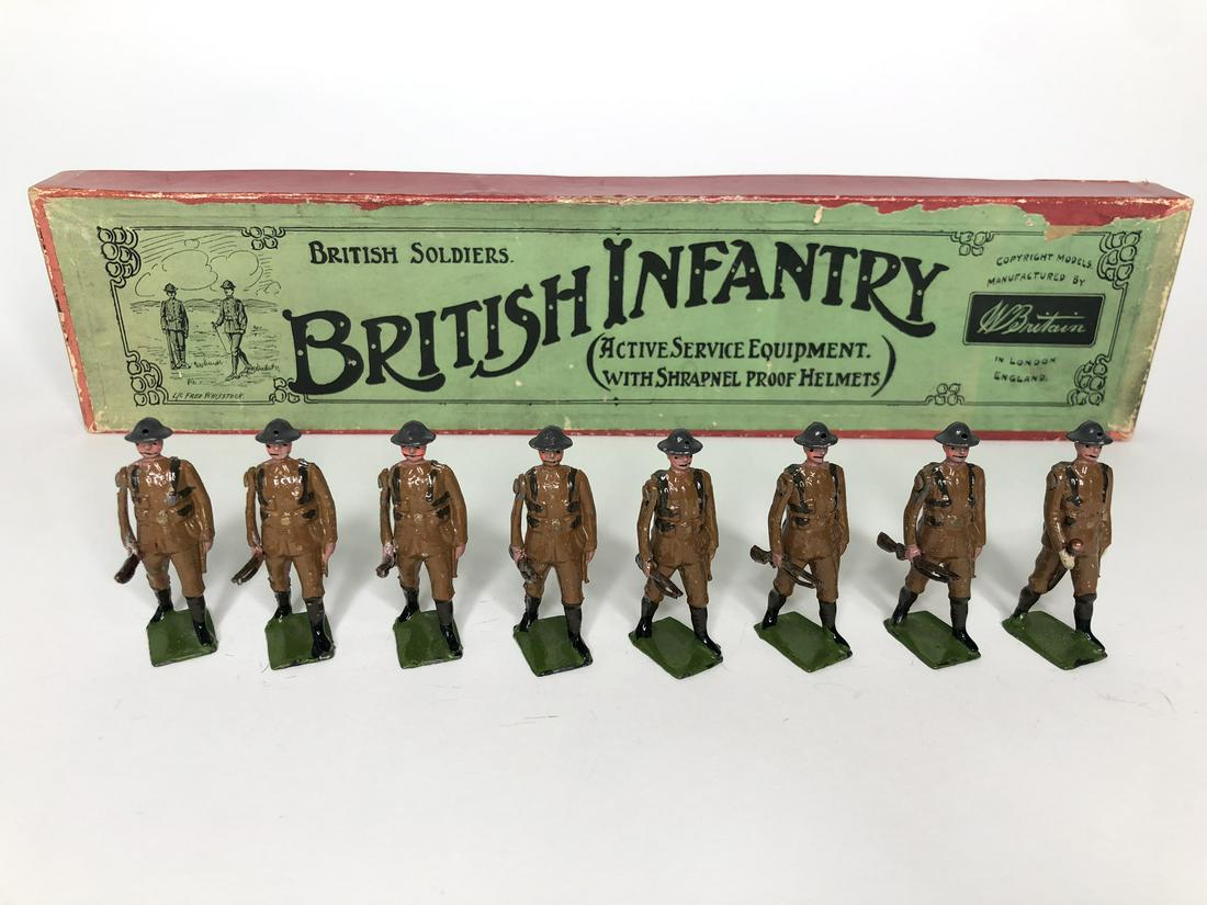 Britains Set #195 British Infantry at Trail (1 of 1)